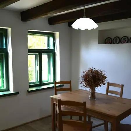 Chalúpka Na Podkylave Сasa de vacaciones